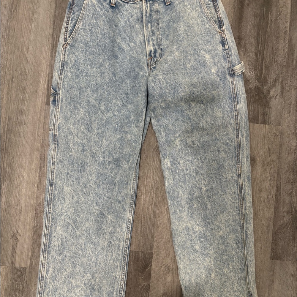 Abercrombie & Fitch Relaxed Blue Jeans with Vintage Appeal